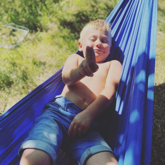 Ta med barna på hengekøyetur 🏕️